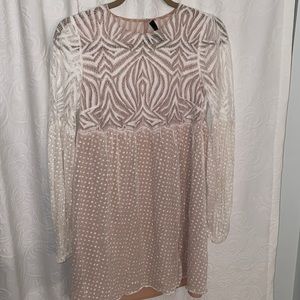 BCBG MAXAZRIA sheer white with beige underlay
